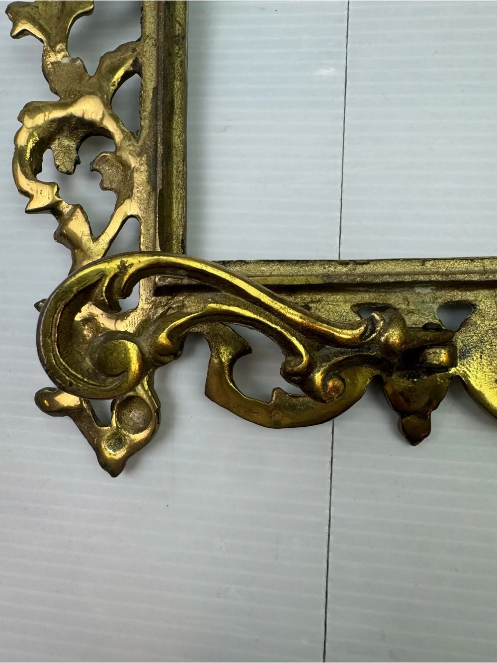 Vintage Cast Brass Picture Frame Rococo Baroque Scrollwork Tabletop Easel Back